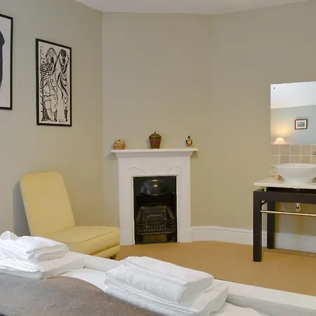 Holiday home Trevene
