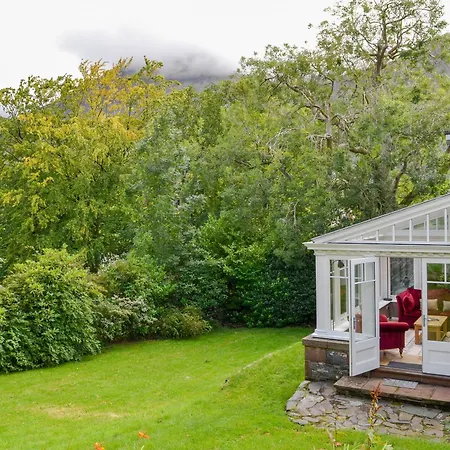 Holiday home Trevene